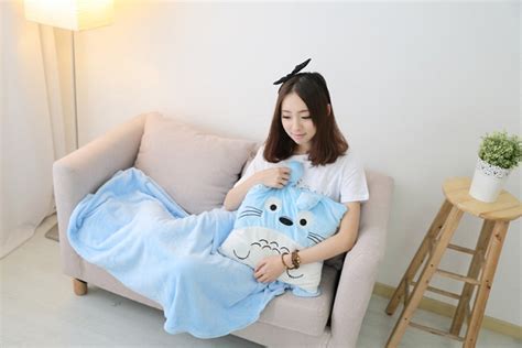 Последние твиты от magic of kapuk (@bantal_sange). Bantal Selimut Unik Jenis Kartun Comel - Pusat Borong ...
