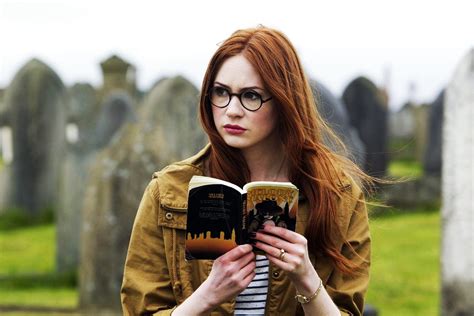 She developed a love for acting very early on, attending several youth theatre groups and taking part in a wide range of productions at her school, charleston academy. Karen Gillan afirma que atrizes da Marvel querem um filme ...