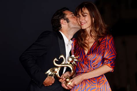 Theater director and actor nicolas bedos is photographed for madame figaro on march 6, 2013 in paris, france. Doria Tillier et Nicolas Bedos calins à Cabourg | Le ...