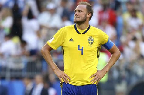 Mar 07, 2018 · andreas granqvist is a professional football player who plays as a center back and is a captain for both sweden national football team and russian premier league club, fc krasnodar. Man Utd news: Andreas Granqvist responds to Jose Mourinho ...
