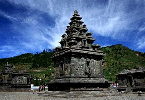 Langsung saja tanpa basa basi lagi mimin sudah buatkan pengertian. Candi-candi di Jawa Tengah Bagian Utara (Bagian 1 ...