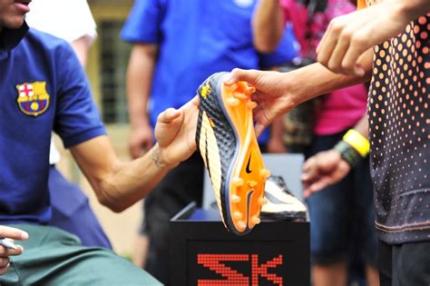 Malaysia vs fc barcelona akan bermula pada 10 ogos 2013. Sunshine Kelly | Beauty . Fashion . Lifestyle . Travel ...