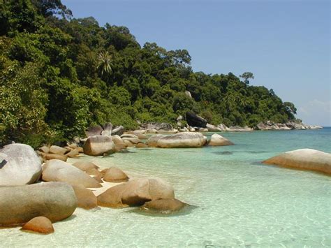 Pulau perhentian kecil (small island) and pulau perhentian besar (big island), they are not far apart from each long beach is the place to go; Perhentian Islands - Travel guide at Wikivoyage