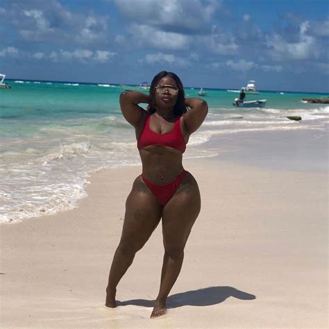 We celebrate every queen confident curvy queen. Pin on Thick African Girls