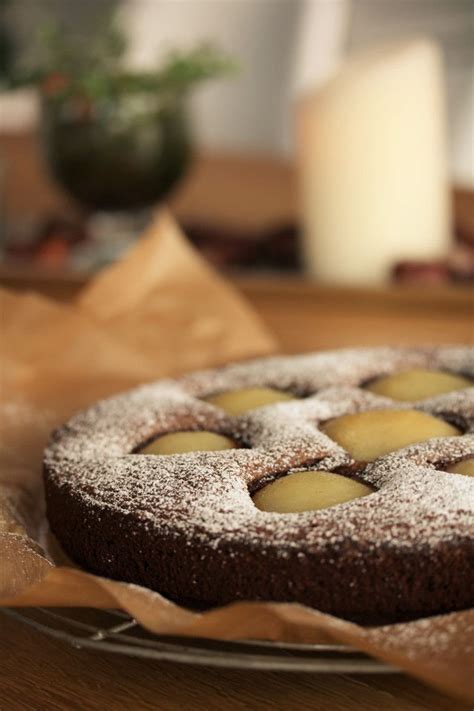 Über 35 bewertungen und für sehr lecker befunden. Weihnachtlicher Schoko-Birnenkuchen mit feiner ...