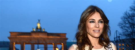 Liz hurley still stunning at 52. Liz Hurley: Aktuelle News der FAZ zur Schauspielerin