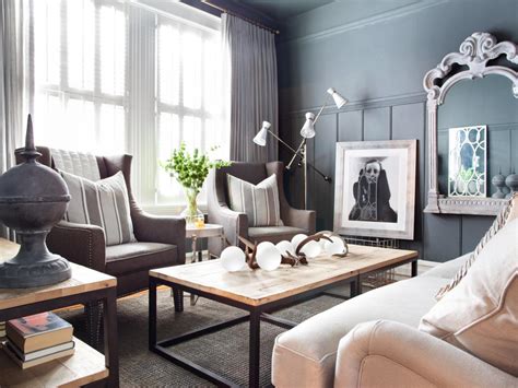 Making a small space feel truly homey can be tough, especially when your decorating options are limited by rental rules and landlord laws. Apartment Makeover Mixes Masculine With Feminine Design ...