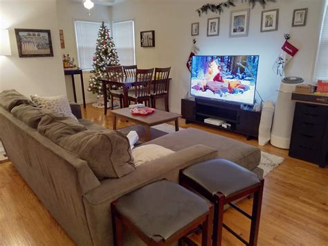 Official 1 bedroom los angeles apartments for rent under $900. Our one-bedroom apartment is all ready for Christmas! [Los ...