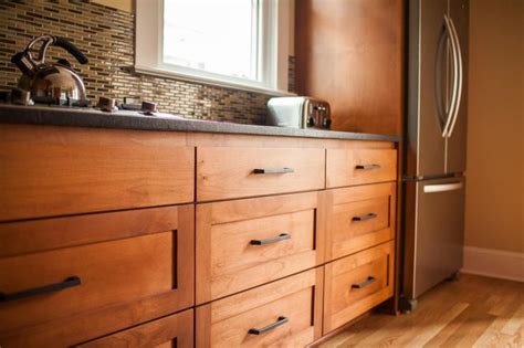 Ready to prime when it's time to prime cabinets before painting, knowing your surface can go a long way. Rooms Viewer | Rooms and Spaces Design Ideas : Photos of ...