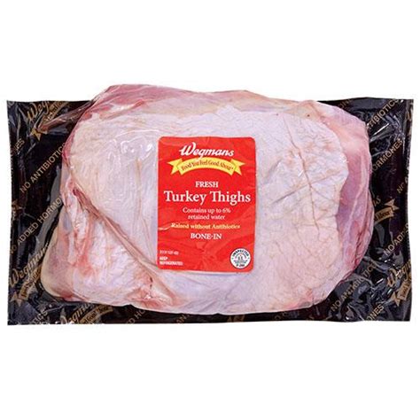 We recommend 1lb per person for a turkey under 18lb and 1/2lb per person for turkeys over 20lbs (the larger the turkey, the more meat you yield) look for the size that best suits your needs. Wegman\'S 6 Person Turkey Dinner Cooking Instructions : Wegmans Ez Meals Meals Ready To Cook ...