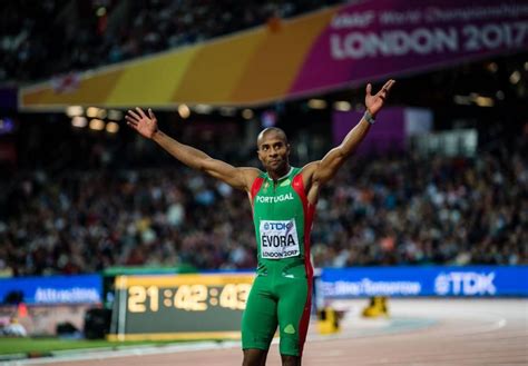 Reigning olympic triple jump champion nelson evora rules himself out of london 2012 after suffering a stress fracture of his shin. Nelson Évora: "Os vencedores não são aqueles que nunca ...