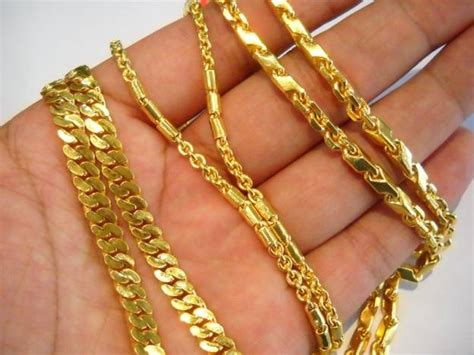 Rantai kalung ini terbuat dari bahan titanium dengan perpaduan warna silih asih yang sangat indah, elegan dan dijamin anti karat. Nak Beli Emas Banyak Mana? Lelaki Ini Jelaskan Do & Don't ...