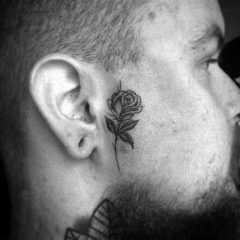 Sailors selected the rose tattoo for an honorary intent, as its willowy build becoming linked to femininity, to symbolize, their mother, their wife, or their girlfriend. Chicano Rose Tattoo | Best Tattoo Ideas Gallery | Tatuajes ...