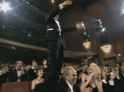 Benigni's oscars led all the news programs, with such descriptions as ''historical in los angeles mr. Un italiano agli Oscar. Roberto Benigni e gli altri ...