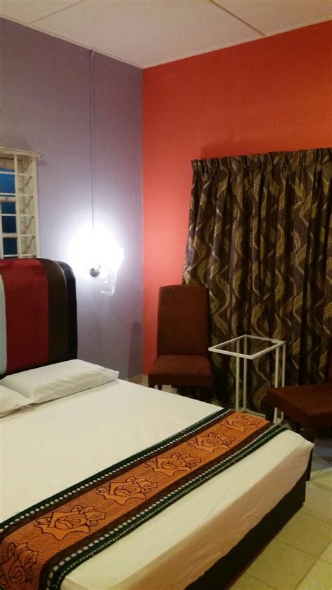 Currently available rooms for the best rates, map, client reviews, immediate confirmation from hotel. Mesra Chalet di Pengkalan Balak Melaka