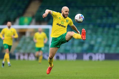 Pukki begynte sin karriere med ktp og debuterte på seniornivå 23. Teemu Pukki palasi tositoimiin - vajaalle joutunut Norwich ...