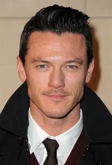 Bryan hayes‏подлинная учетная запись @hayestsn 25 нояб. Luke Evans | Luke evans, Sexiest men alive, Actors
