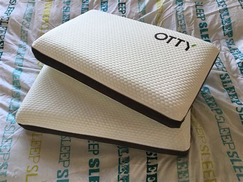 Memory foam pillows, which offer a whole range of support and squishiness depending on your needs, are the solution to problems from neck pain to headaches, snoring to frozen shoulders. Getting a Good Night's Sleep with the Otty Memory Foam ...