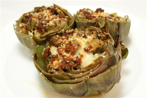 I carciofi ripieni alla siciliana sono una ricetta tipica della mia terra, una ricetta molto semplice che prevede che i carciofi. Carciofi ripieni: ricetta facile da preparare