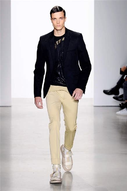Calvin Klein uomo, tra jeans e modelli Top, la collezione estate 2016. Foto - Moda uomo Moda donna