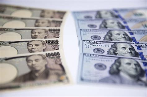 Convert 1 アメリカドル to 日本円. ドルは112円前後、日本株に連れて買い先行後に伸び悩み ...