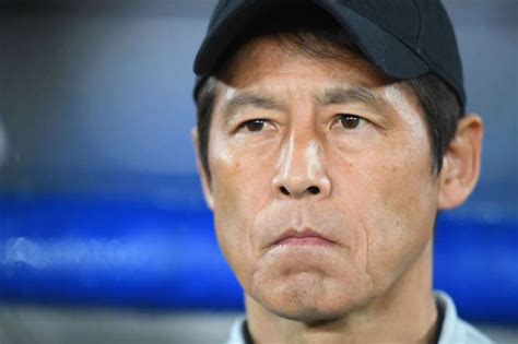 Hlv akira nishino của thái lan đã tỏ rõ vẻ thán phục bóng đá việt nam. Japan coach plays it safe in naming 23-man FIFA World Cup ...