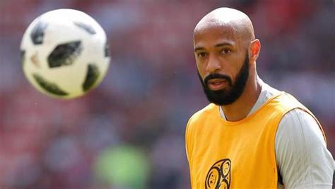 Thierry henry (soccer player) was born on the 17th of august, 1977. la SNCF chambre Thierry Henry - AfriqueMidi.com