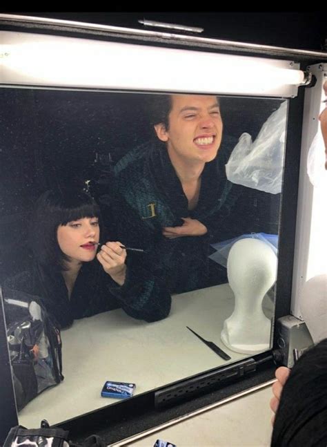 Riverdale season 2 ep 8. Cole Sprouse and Lili Reinhard behind the scenes in # ...