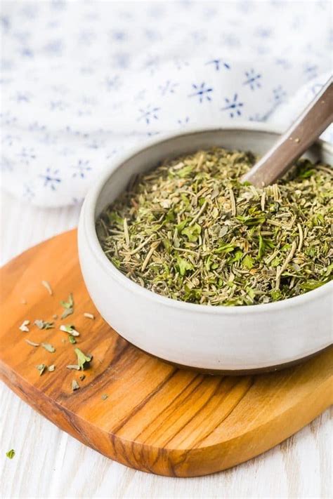 Sprinkle each side of your meat evenly with seasoning, and gentle rub in the seasoning to completely coat all of your meat. This Italian Seasoning recipe is super versatile and so ...