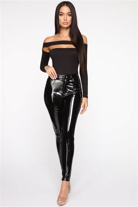 Alibaba.com offers 1,359 long sleeve leather bodysuit products. Not The Same Long Sleeve Bodysuit - Black | Black bodysuit ...