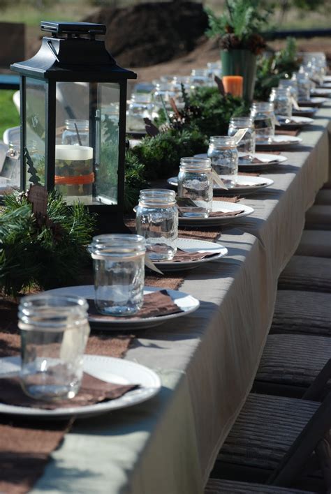You can decorate the table with lovely polka dot, striped, or solid colored cutlery and china. Family of the Vine: A "Hunter" Baby Shower