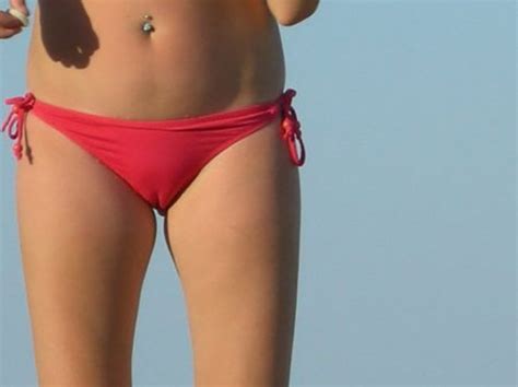 And by camel toe i don't mean the digits of the foot of an ungulate. Camel Toes That You Just Can't Help But Look At (30 pics ...