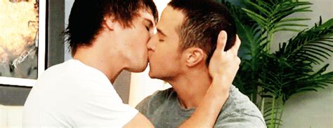 افضل تطبيق اندرويد لعمل صور متحركه gif. Sexy Celebrities: Jarlos: Carlos and James from Big Time Rush