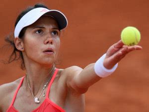 She is a professional tennis player. Raluca-Ioana Olaru s-a calificat în turul secund al ...