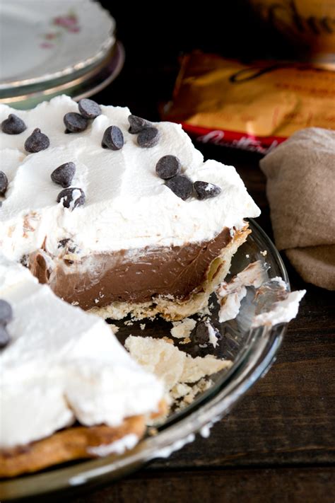 Mix peanut butter with honey. Silky Chocolate Cream Pie - The Sugar Coated Cottage