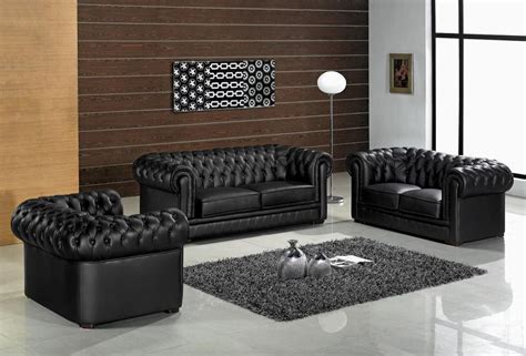 Fauteuil en peluche rembourrés en cuir, pour les chambres de luxe. Une élégance parfaite dans votre maison avec les canapés ...