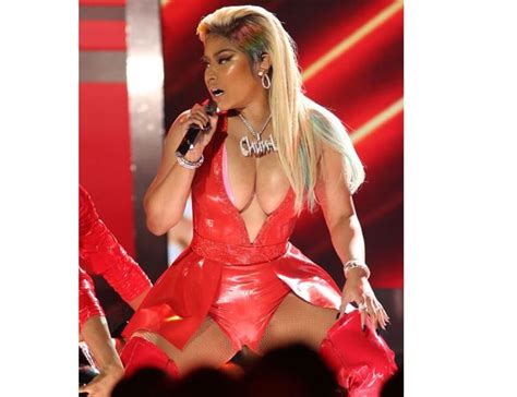 What is camel toe, you ask? BET Awards 2018: Nicki Minaj suffers uncomfortable ...