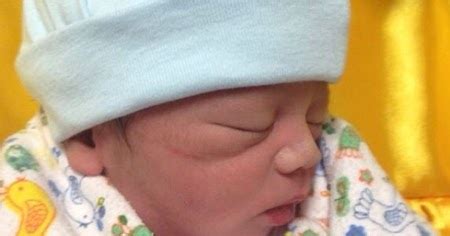 Bayi baru lahir foto babycenter. Gambar bayi lelaki Fasha Sandha dan Jejai (4 Photo)