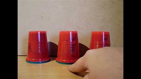 Los vasos sanguíneos son aquellos conductos a través de los cuales circula la sangre. El Juego de los Vasos - ¿Donde esta la pelota? - YouTube