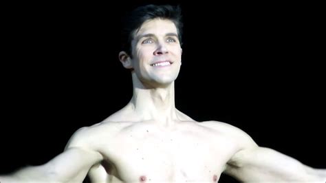 Daniela lanni pubblicato il 31 dicembre 2020. Roberto Bolle - Bolle Tour 2020 - Milano Teatro degli ...