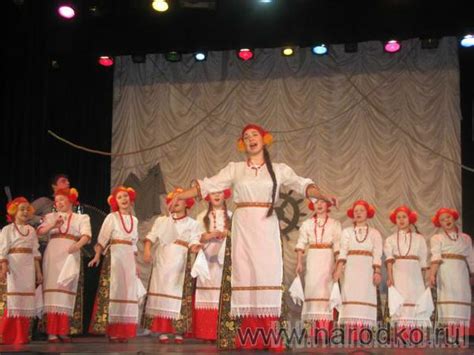 Сценические костюмы