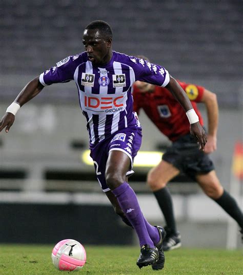 Sissoko insiste the future is bright under jose mourinho. Toulouse: Moussa Sissoko sur le départ