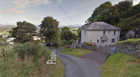 Welsh village bids to have road named as steepest street in the WORLD ...