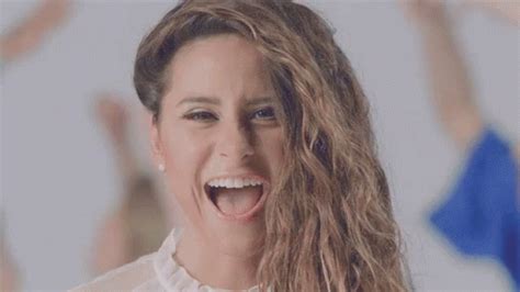 Camila gallardo — abrázame 03:19. Camila Gallardo GIF - Camila Gallardo Abrazame - Discover ...