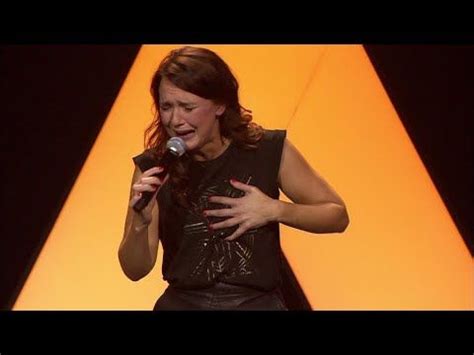 Bild 24 von 28 zu carolin kebekus: Carolin Kebekus und die SkinnyBitches - 1LIVE Köln Comedy ...