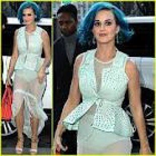 Cara edit foto dengan photoshop termudah dan tercepat. Baju Transparan, Katy Perry Pamer Pakaian Dalam