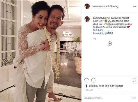 Artis lulu tobing yang telah melangsungkan pernikahannya yang kedua dengan seorang pria bernama bani m mulia. Senyum Lulu Tobing Pasca Menikah Lagi dan Tinggalkan ...