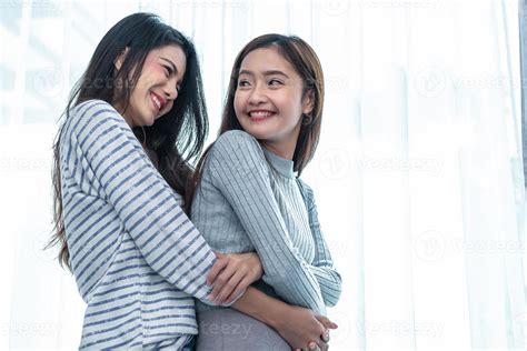 Asian Lesbian Scene