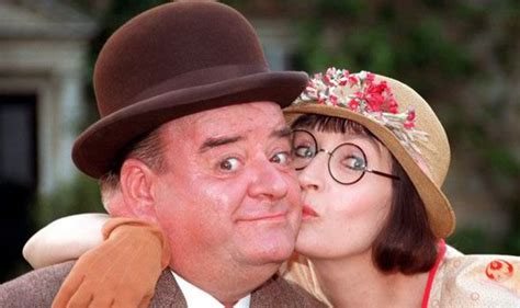 Linda was born in london. Hi-de-Hi! stars bid farewell to Paul Shane, 72, at actor's ...