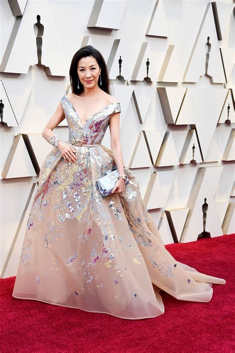 Die schönsten looks vom roten teppich. Oscars 2019 - die Looks vom roten Teppich (mit Bildern ...